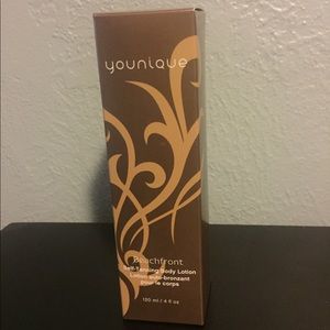 Younique sunless tanning lotion.